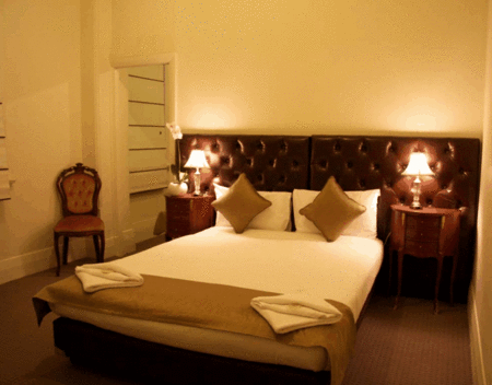 Ambassadors Hotel - Maitland Accommodation 3