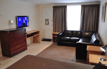 Emu Point Motel - Maitland Accommodation