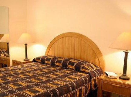 Il Centro - Maitland Accommodation 1