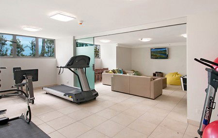 Fairshore Beachfront Apartments - Maitland Accommodation 2