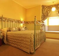 The Russell Hotel - Maitland Accommodation
