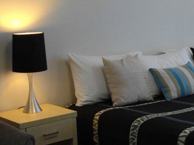 The Brighton: Lake Macquarie - Maitland Accommodation 3