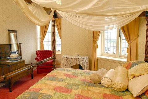 Mickey Bourkes Koroit Hotel - Maitland Accommodation 1