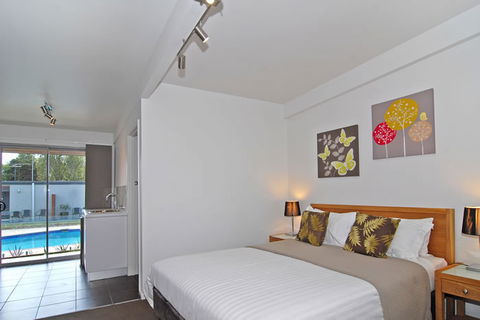 Ocean Grove Motor Inn - Maitland Accommodation 2
