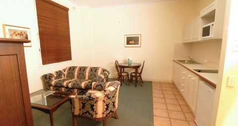 Rothbury On Ann Heritage Apartment Hotel - Maitland Accommodation 1
