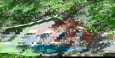 Glass House Mountains QLD Maitland Accommodation