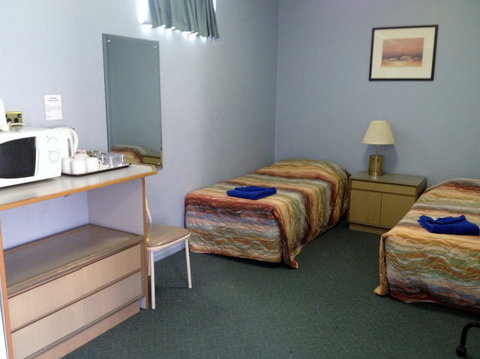 City West Motel - Maitland Accommodation 6