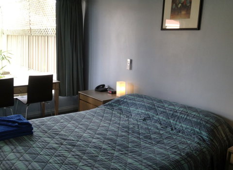 City West Motel - Maitland Accommodation 7