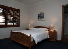 White Sails - Maitland Accommodation 5