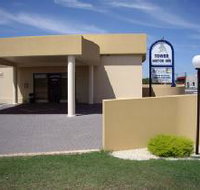 Golden Chain Tower Motor Inn - Maitland Accommodation