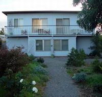 Salty Grape Beach House - Maitland Accommodation
