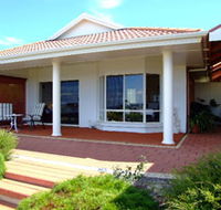 Close Encounters Bed and Breakfast - Maitland Accommodation