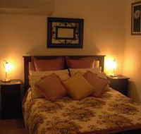 Jandas Lake View - Maitland Accommodation