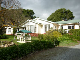 Cape Jervis Station - Maitland Accommodation 0