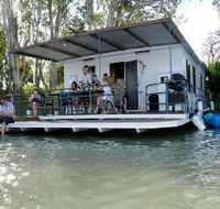 The Murray Dream Self Contained Moored Houseboat - Maitland Accommodation