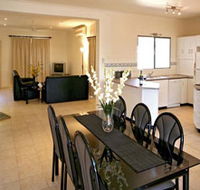 Riverwalk Retreat Karinga Park - Maitland Accommodation