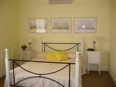 Wild Berry Cottage - Maitland Accommodation 1