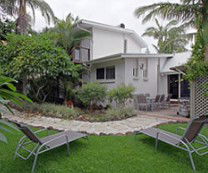 Allure Beach House - Maitland Accommodation 0