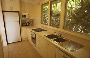 Ava Holiday Beach House - Maitland Accommodation 1