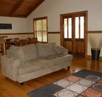 Beachport Retreat - Maitland Accommodation