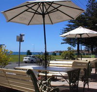 Anchorage at Victor Harbor Seafront Hotel - Maitland Accommodation