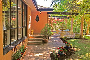 Adelaide Hills Retreats - Villa Lemoni - Maitland Accommodation 0