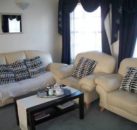 Beachside Apartment - Hove - Maitland Accommodation