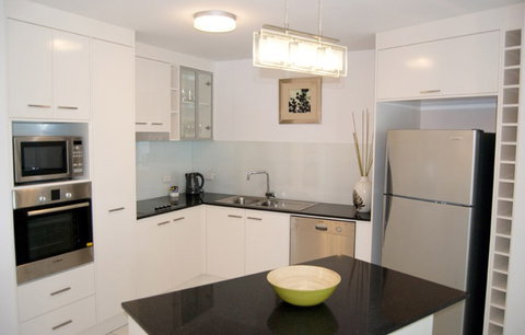 Vision Cairns Esplanade - Maitland Accommodation 2