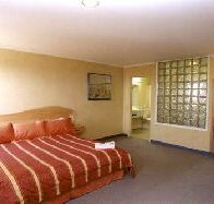 Lighthouse Hotel - Maitland Accommodation