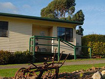 Paradise Cottage - Maitland Accommodation 2