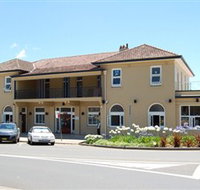 The Huskisson on Jervis Bay - Maitland Accommodation