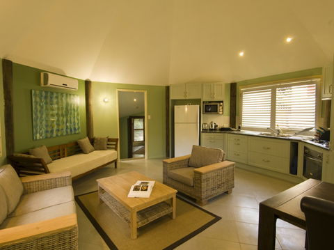 Glasshouse Mountains Ecolodge - Maitland Accommodation 3