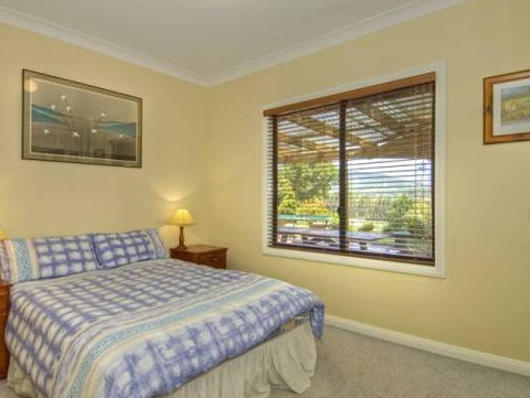 Lavender Views - Maitland Accommodation 2