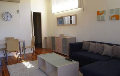 A Husky Sea-Esta - Maitland Accommodation 4