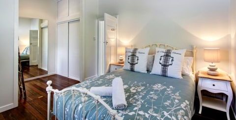 A Summer Cottage - Maitland Accommodation 2