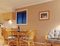 Aqualuna Beach Resort - Maitland Accommodation 2