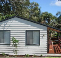 Beach House Fingal Bay - Maitland Accommodation