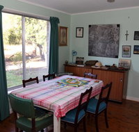 Ramsay Retro Farmstay - Maitland Accommodation