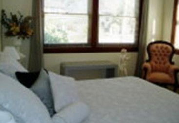 Avarest Cottage - Maitland Accommodation 0