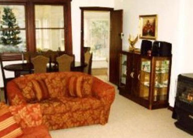 Avarest Cottage - Maitland Accommodation 3