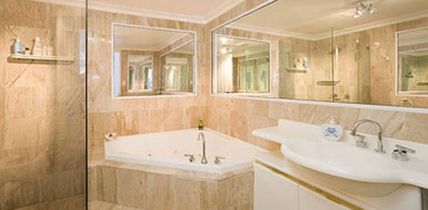 Absolute Beachfront Manly Bed And Breakfast - Maitland Accommodation 2