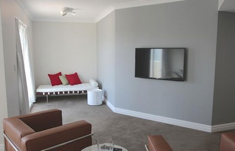 AEA Sydney Airport Serviced Apartments - Maitland Accommodation 4