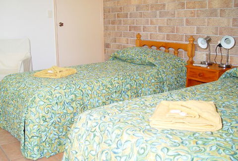 R & R @ Woodgate Beach - Maitland Accommodation 3