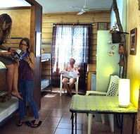 Woolshed Backpackers - Maitland Accommodation