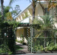 Bayshores Holiday Apartments - Maitland Accommodation
