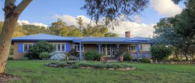 James Farmhouse And Rose Cottage - Maitland Accommodation 1