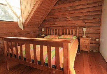 Mirrabooka - Chalet - Maitland Accommodation 4