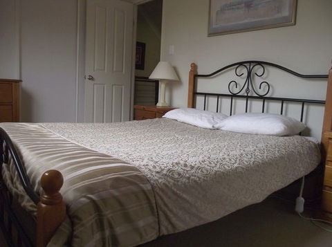 Aliana - Holiday Home - Maitland Accommodation 5