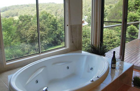 Ravensbourne Escape Kookaburra Kottage - Maitland Accommodation 0