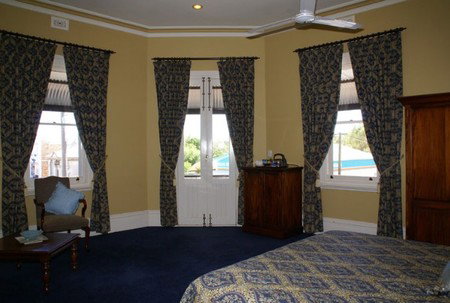 The York Heritage Hotel And Terraces - Maitland Accommodation 1